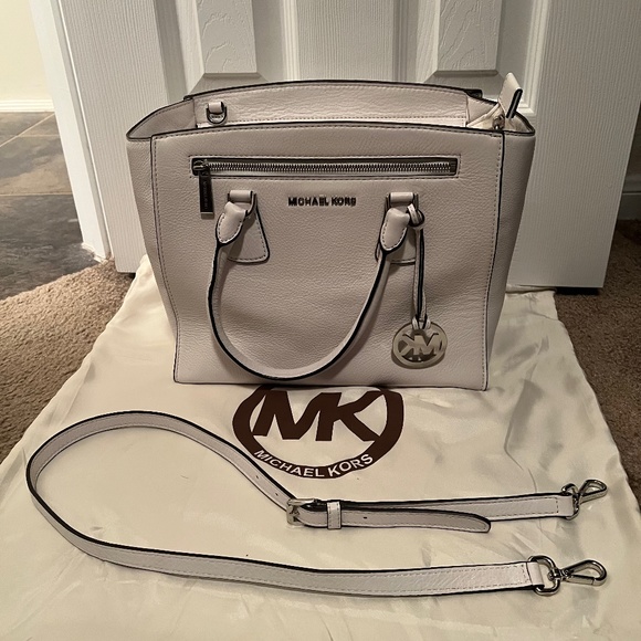 Michael Kors satchel - Picture 1 of 12